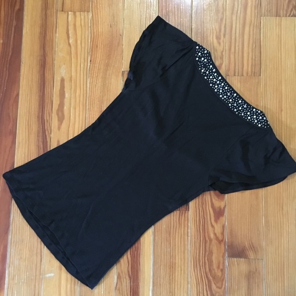 Express Rhinestone V-Neck Flowy Sleeve Top - Picture 4 of 5